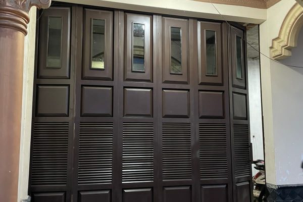 pintu lipat henderson boyolali dan solo raya bengkel las sinar fajar